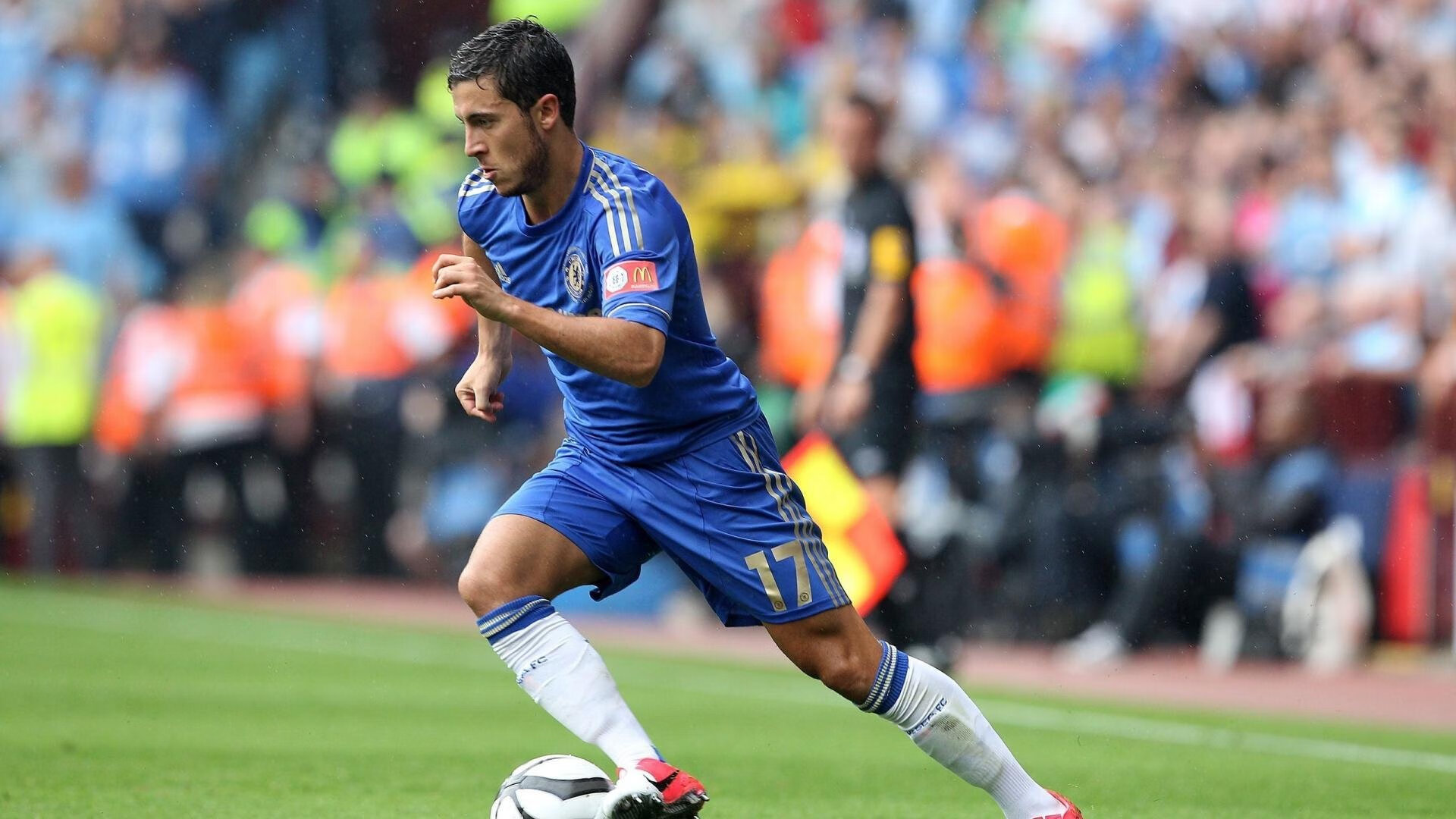 德甲血战到底：攻势凶猛，防守坚韧，德甲积分榜雪缘