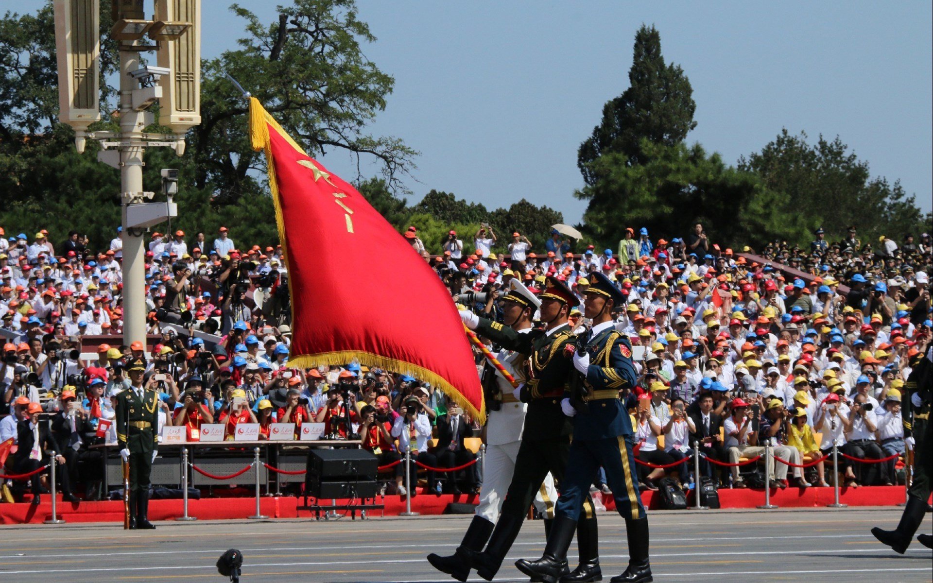《电竞主播明星光环:从游戏到广告代言》,电竞主播kh
