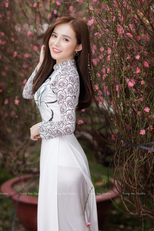 开云中国大陆-德甲战术深度升级，精彩瞬间不断爆发，德甲德甲